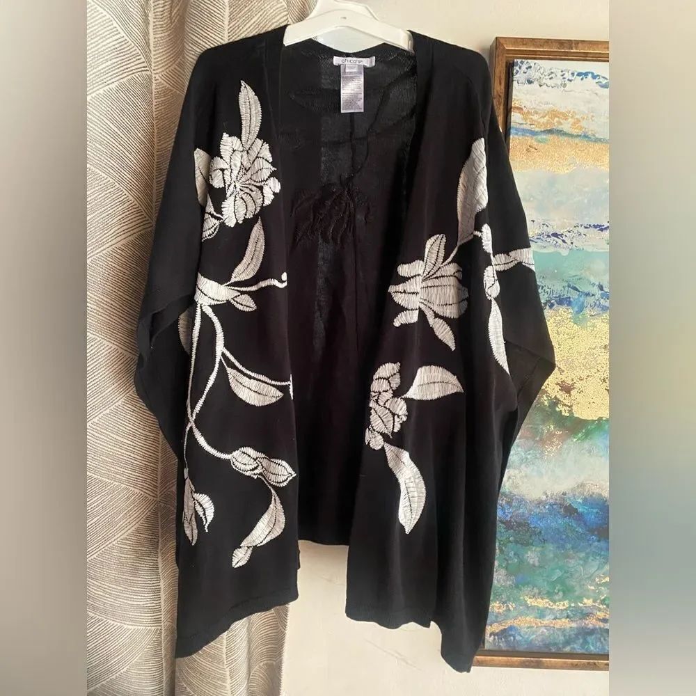 CHICOS Cardigan Sweater Black White Embroidered Sleeve Open Sz S/M